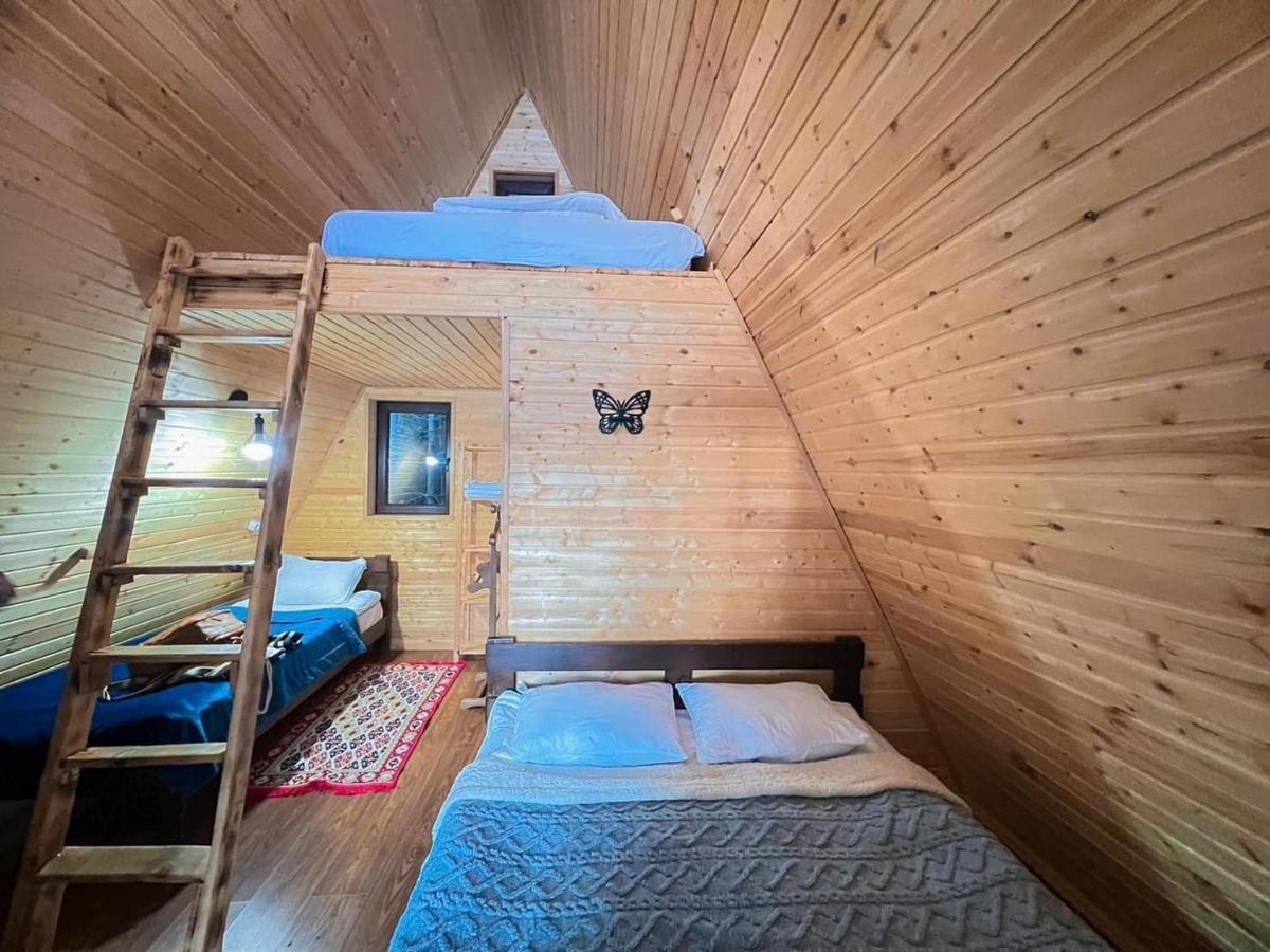 Bude Mestia Cottages Bagian luar foto
