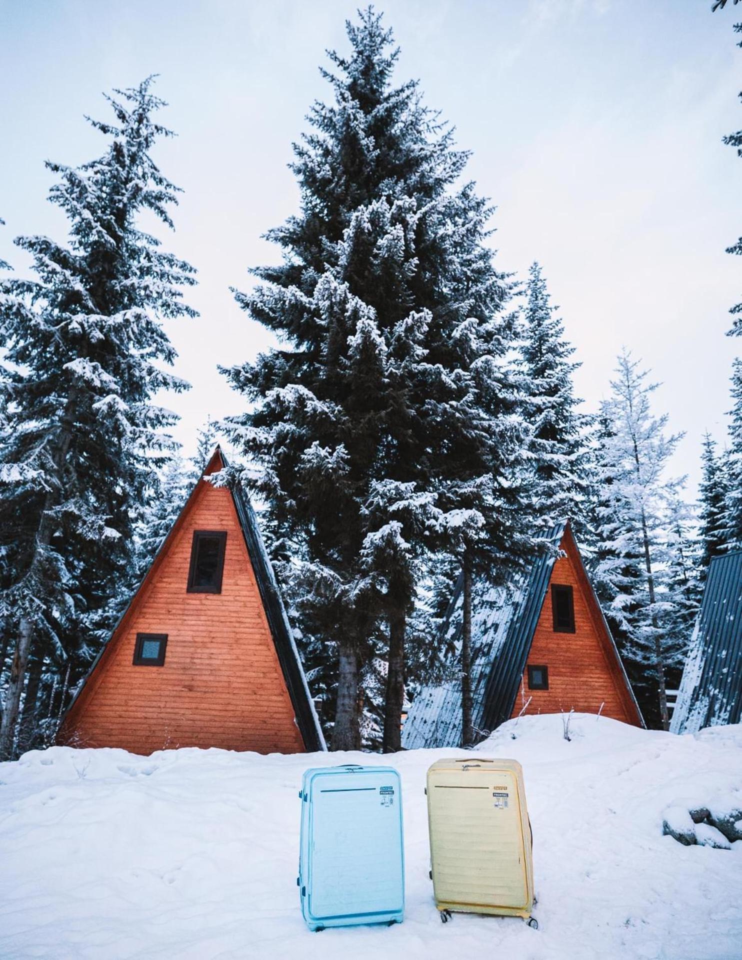 Bude Mestia Cottages Bagian luar foto
