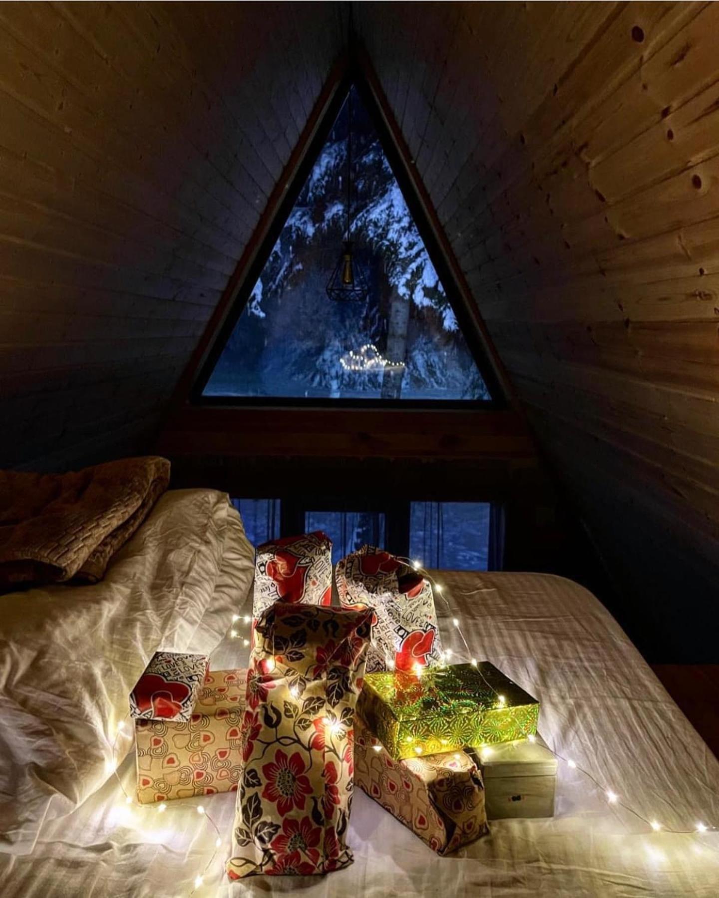 Bude Mestia Cottages Bagian luar foto